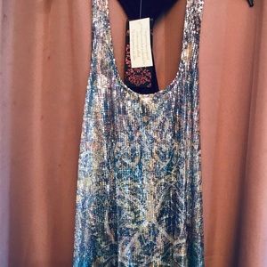 Almost Famous trapeze style tank top